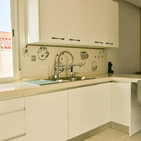 200 Deluxe - Alicante * Cabo Roig