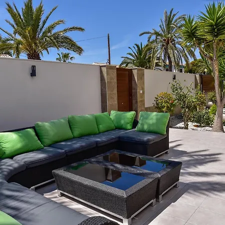 200 Deluxe - Alicante Cabo Roig